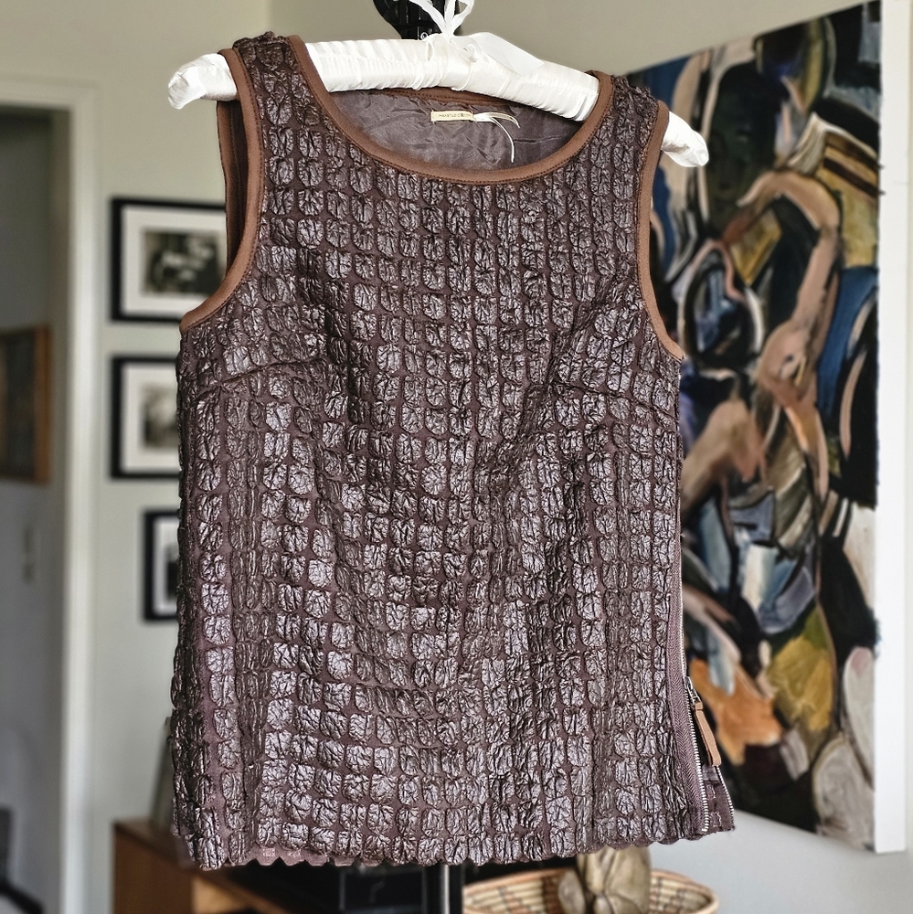 Max Studio Textured Brown Sleeveless Top - Picture 2 of 8